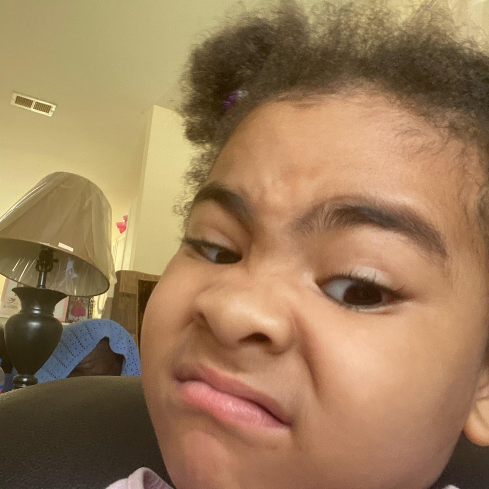 Meet your Posher, Vickie